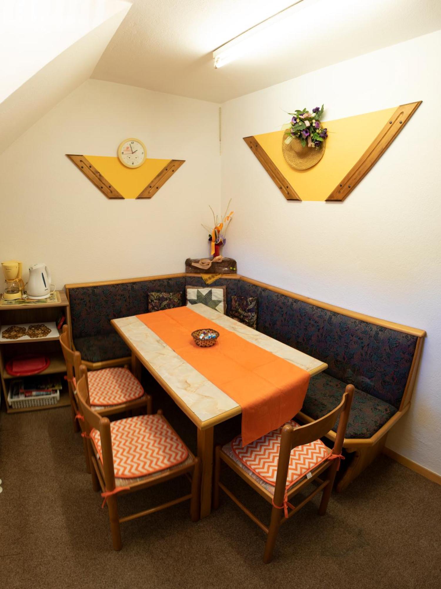 Apartments And Rooms Razen Бохин Екстериор снимка